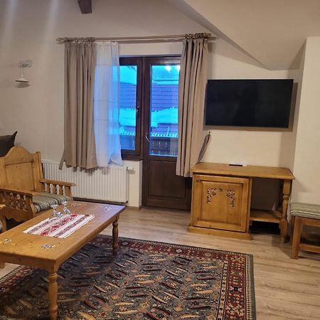 Hotel Bielmann Sînpetru 外观 照片