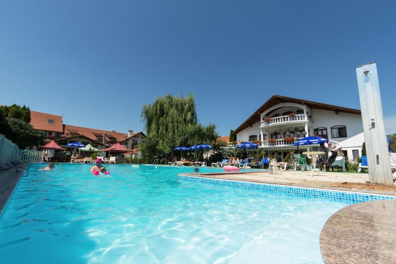 Hotel Bielmann Sînpetru 外观 照片