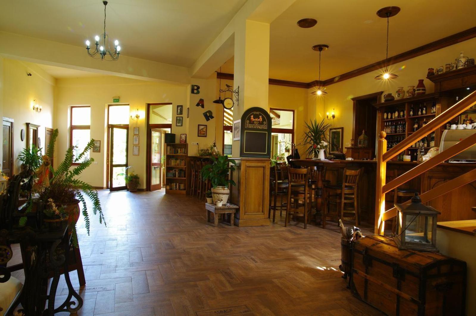 Hotel Bielmann Sînpetru 外观 照片